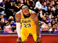 开云体育登录-湖人碾压步行者，乔治刷新纪录