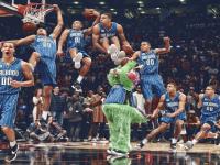 开云体育官网-教科书级的对决，库里如何让快船与湖人之战黯然失色