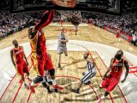 开云体育直播-布克独舞夜，当凤凰城鹈鹕遇上夏洛特黄蜂，一场个人能力的极致演绎