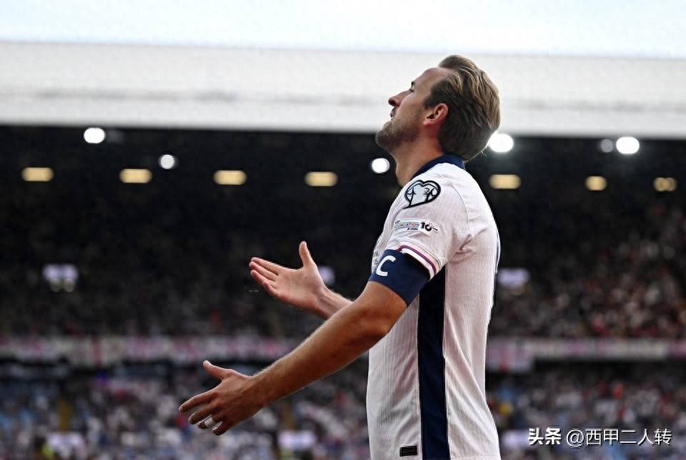 英格兰队连克对手，晋级胜出名列前茅