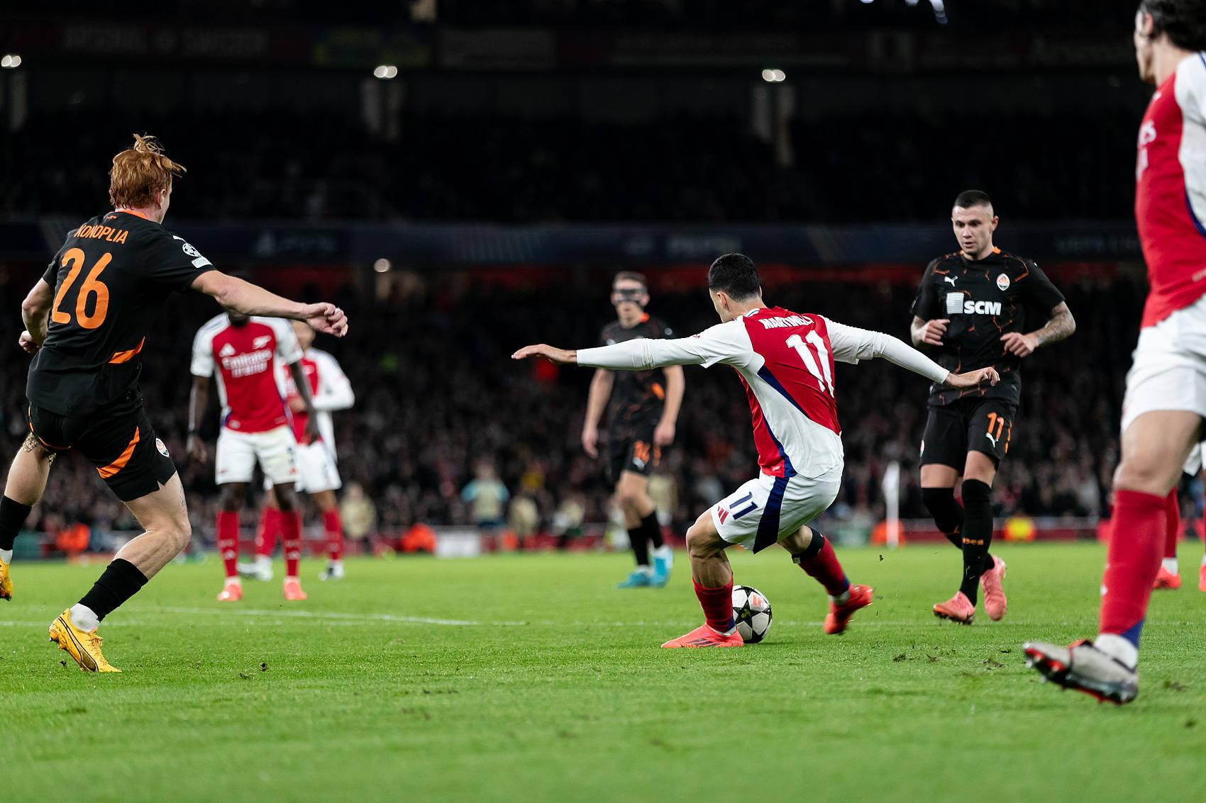 德国劲旅遭遇困境，惊现欧冠出局