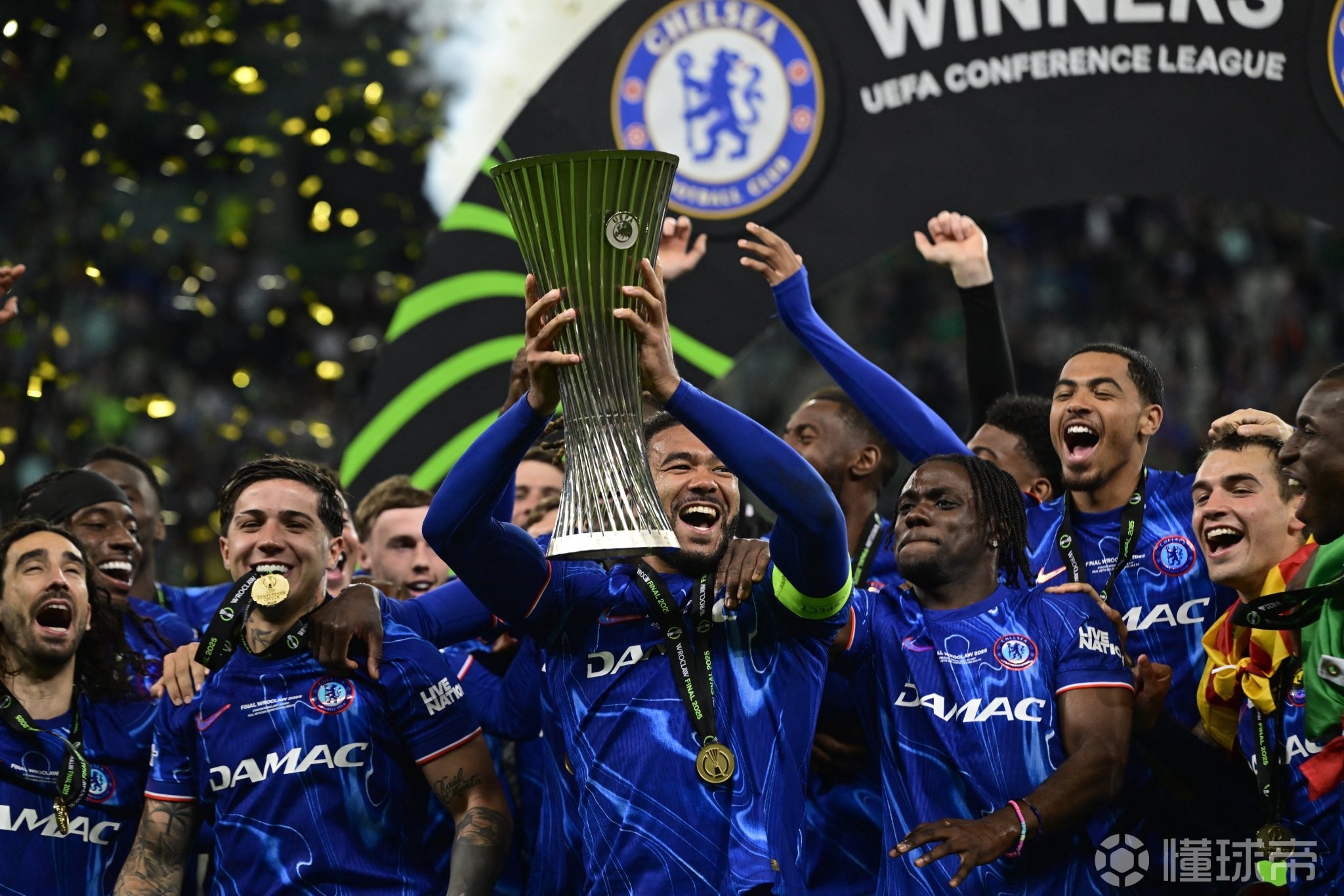 佛罗伦萨客场战胜都灵，豪取三分取得胜利的简单介绍