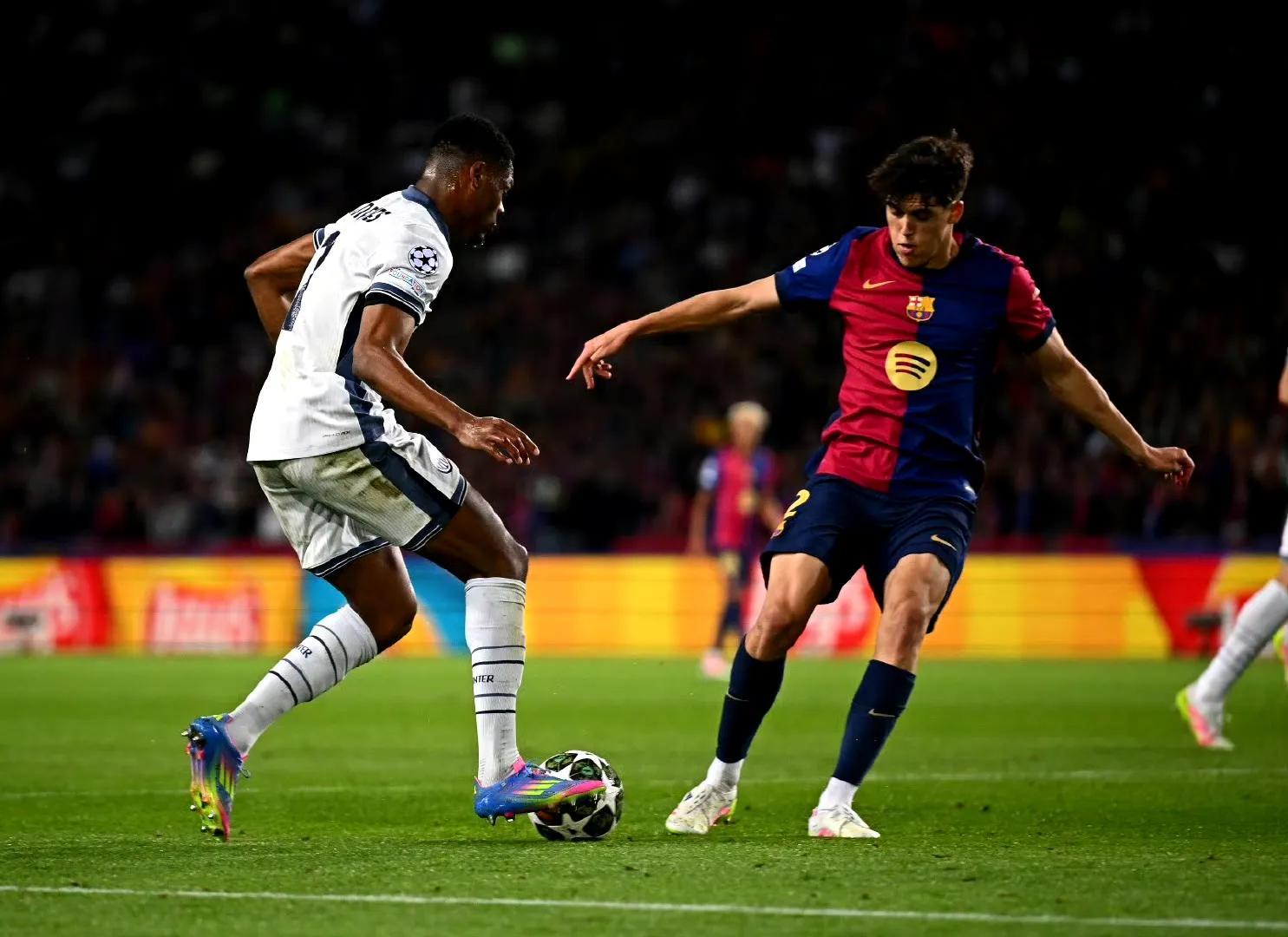 包含英格兰强势AC米兰,卡塞米罗统治全场的词条 包含英格兰强势AC米兰,卡塞米罗统治全场的词条