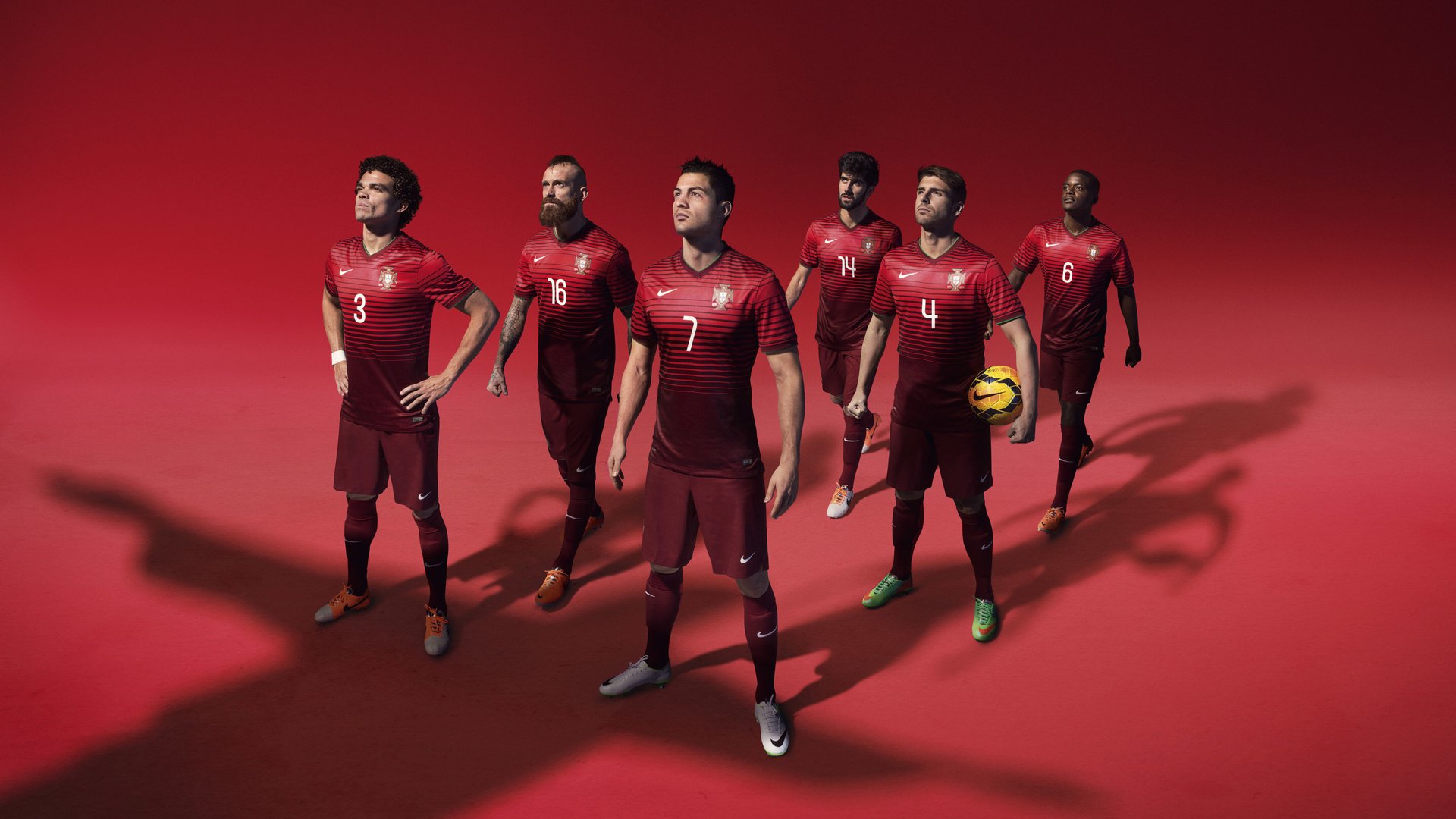 世界排名争夺战焦点战，波兰踏平莱比锡红牛